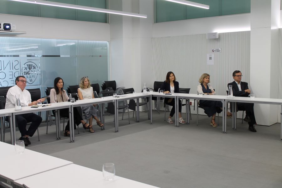 Imatge dels síndics i els auditors assistents a la presentació del Compte general de l'exercici 2024.