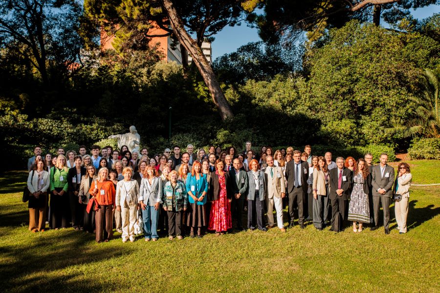 Foto de grup dels participants a la jornada de relacions institucionals Govern-Parlament.