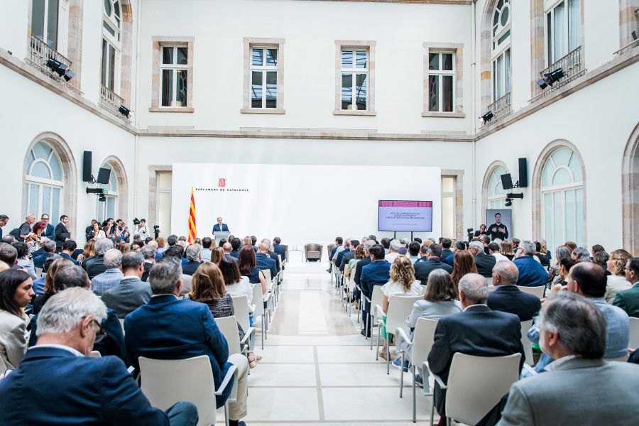 Acte del quinzè aniversari de l'AMB.