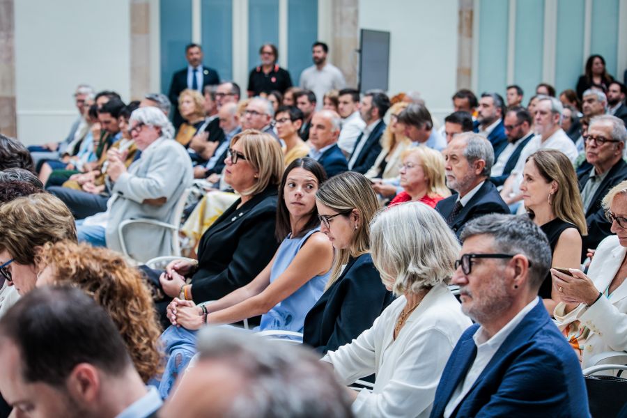 Imatge dels assistents a l'acte de l'AMB.